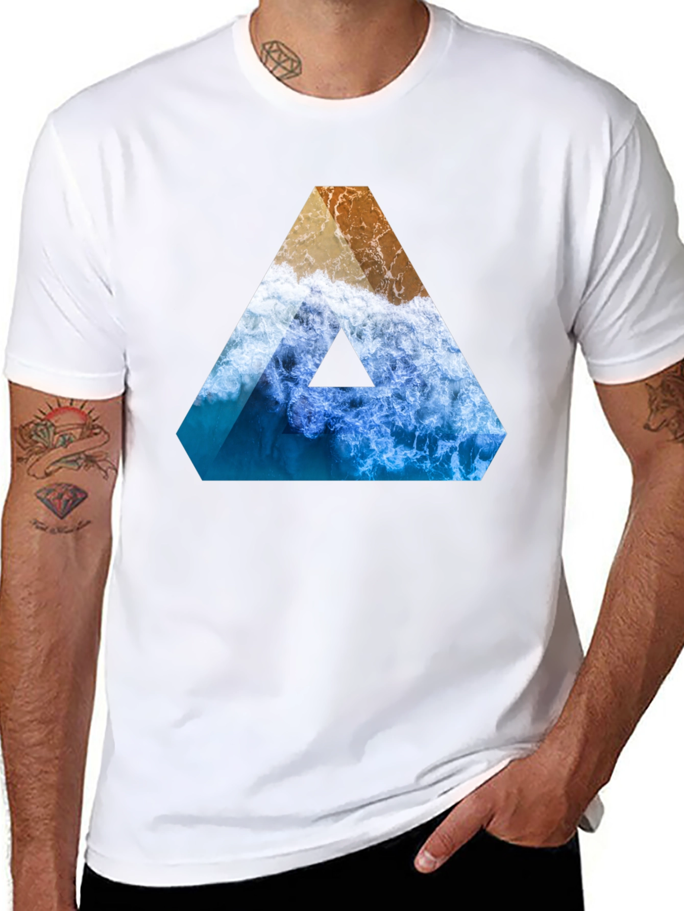 Ocean Wave Triangle Graphic Tee - Black