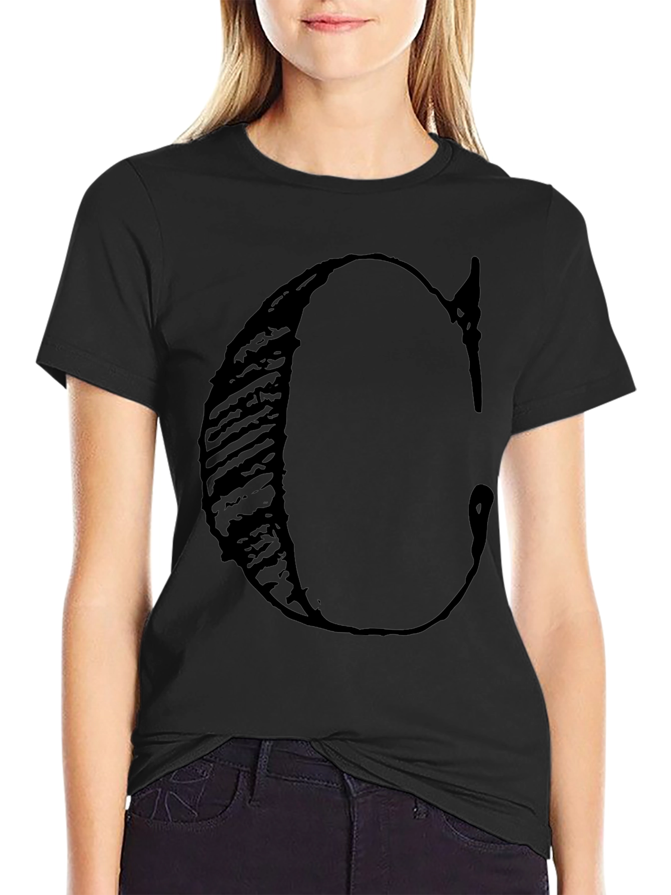 Bold C Letter Graphic Black T-Shirt
