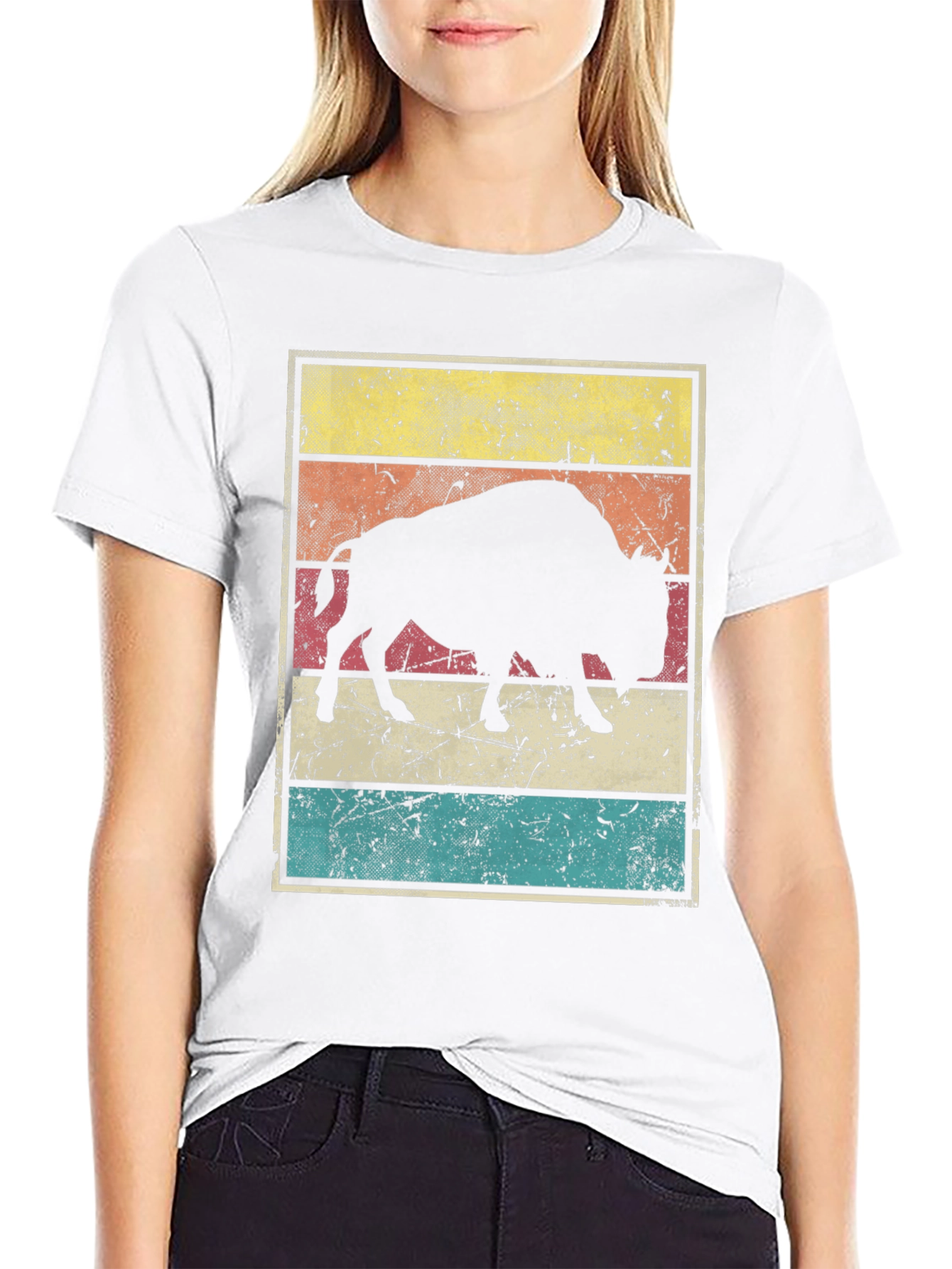 Retro Bison Graphic Tee - Stylish Vintage T-Shirt