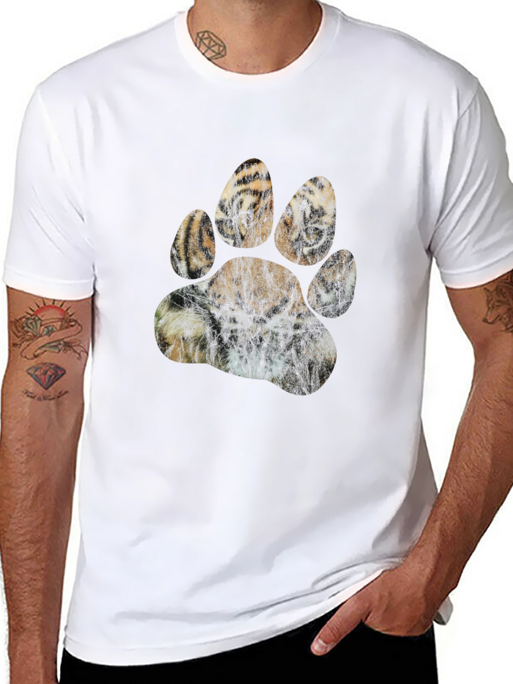 Tiger Paw Print Graphic T-Shirt - Black