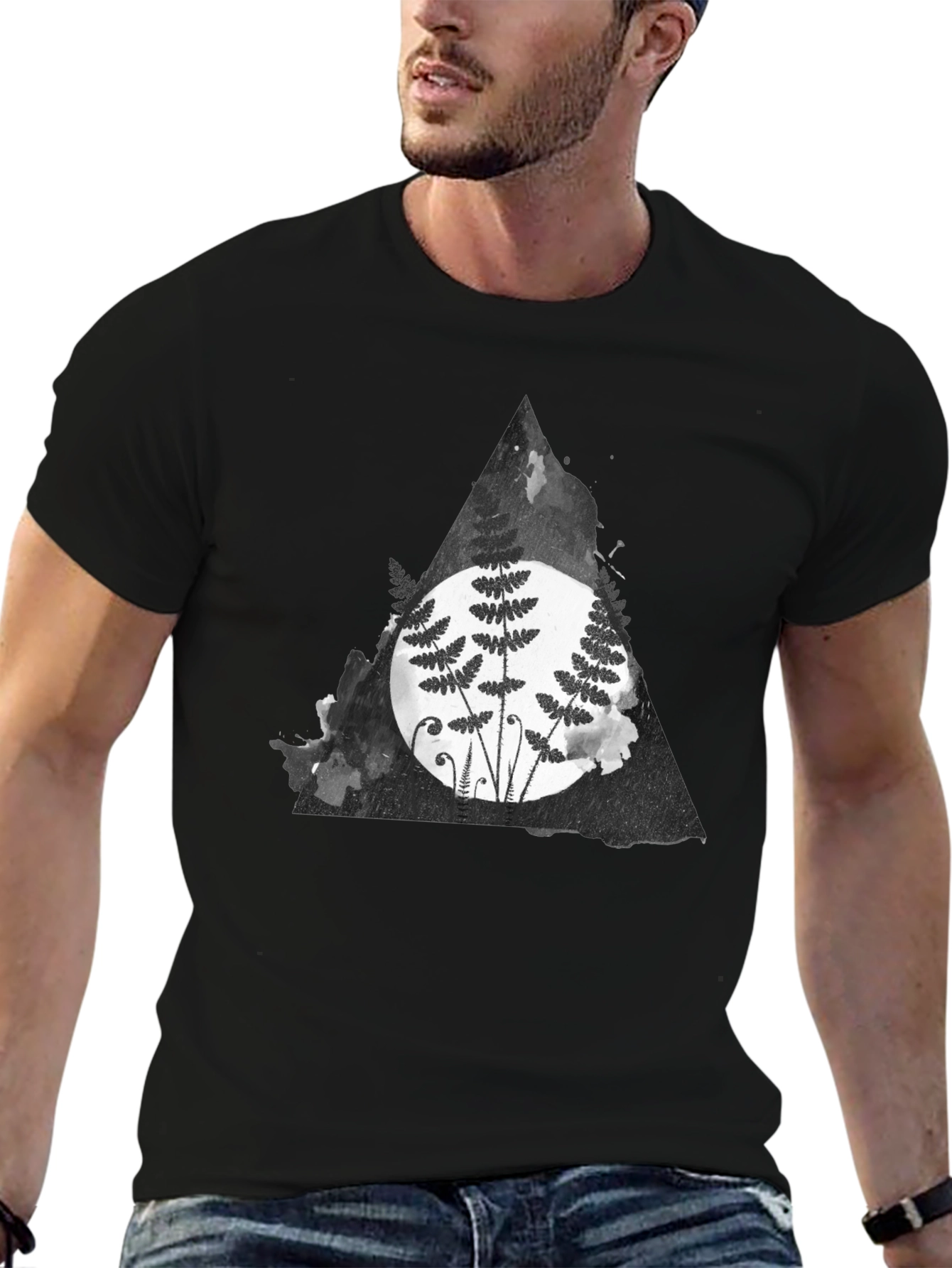 Fern Triangle Graphic T-Shirt - Black