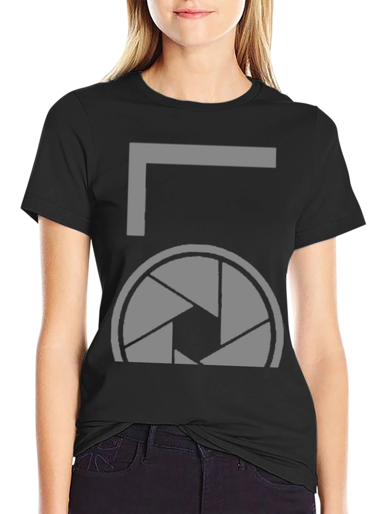 Aperture Lens T-Shirt - Black Graphic Tee