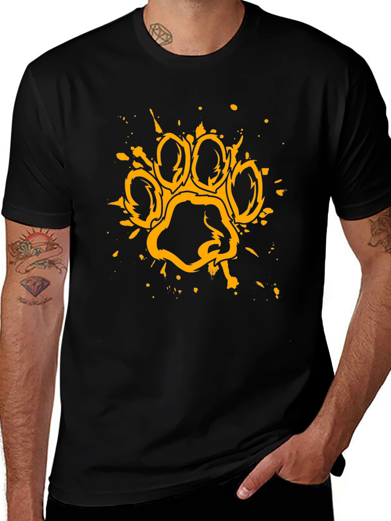 Grunge Paw Print Graphic T-Shirt - Black