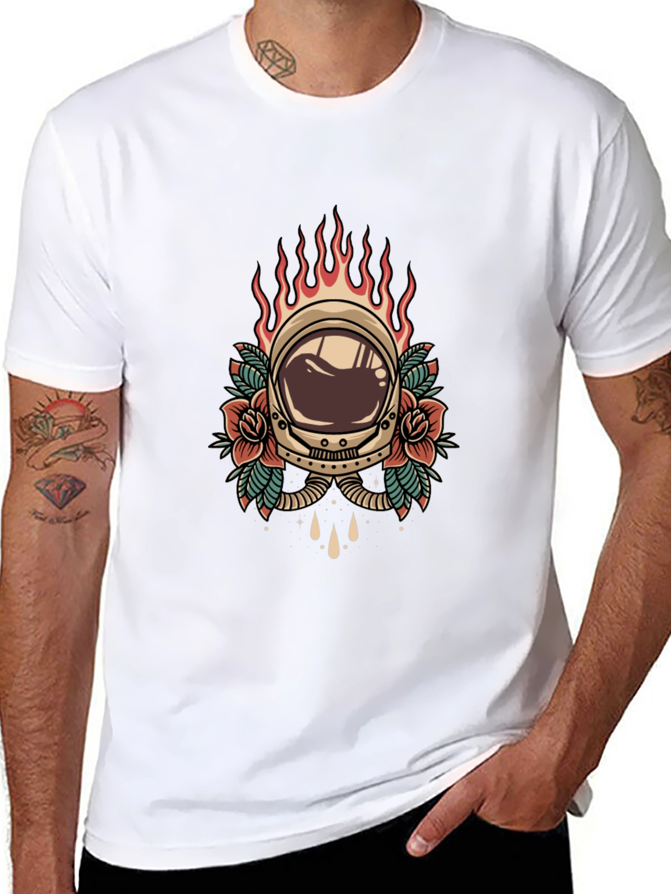Retro Astronaut Helmet Tattoo Style Graphic Tee - Black