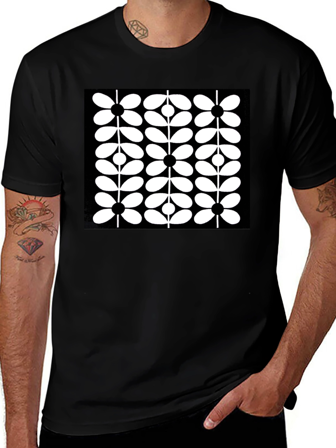 Retro Floral Black T-Shirt - Modern Graphic Tee