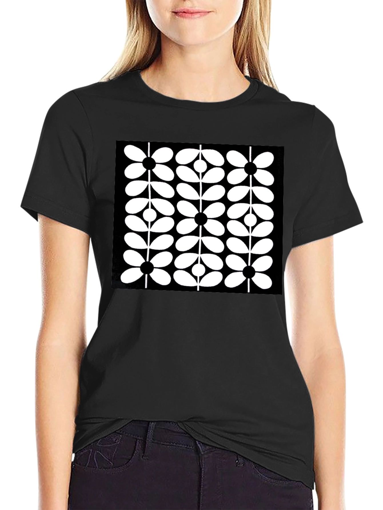 Retro Floral Black T-Shirt - Modern Graphic Tee
