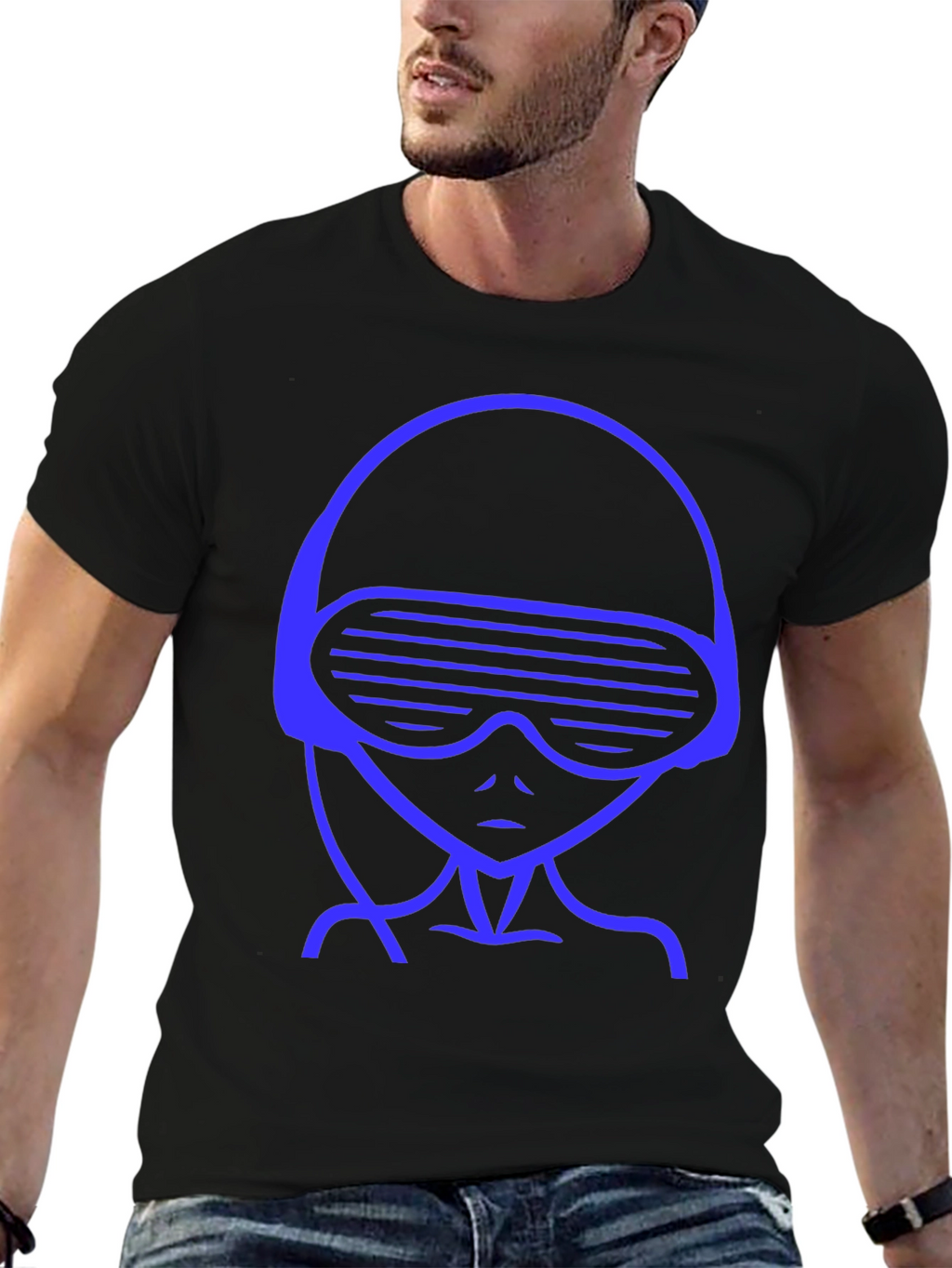 Retro Alien Graphic Tee - Black Crewneck T-Shirt