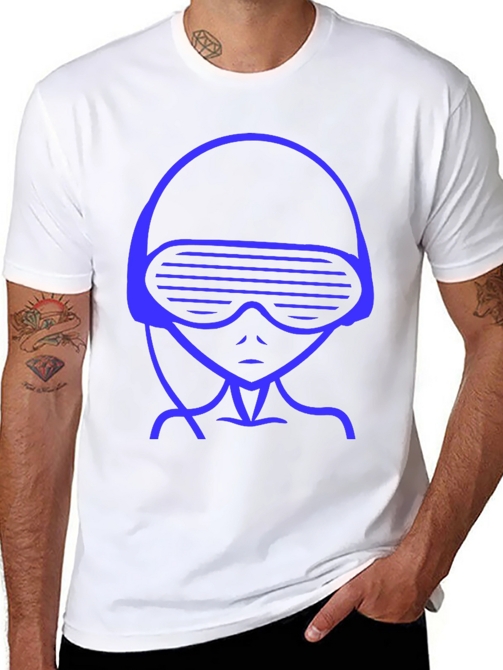 Retro Alien Graphic Tee - Black Crewneck T-Shirt