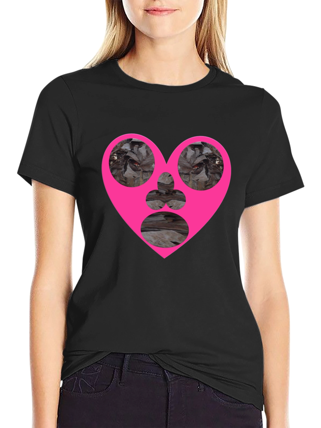 Heart Graphic Black T-Shirt