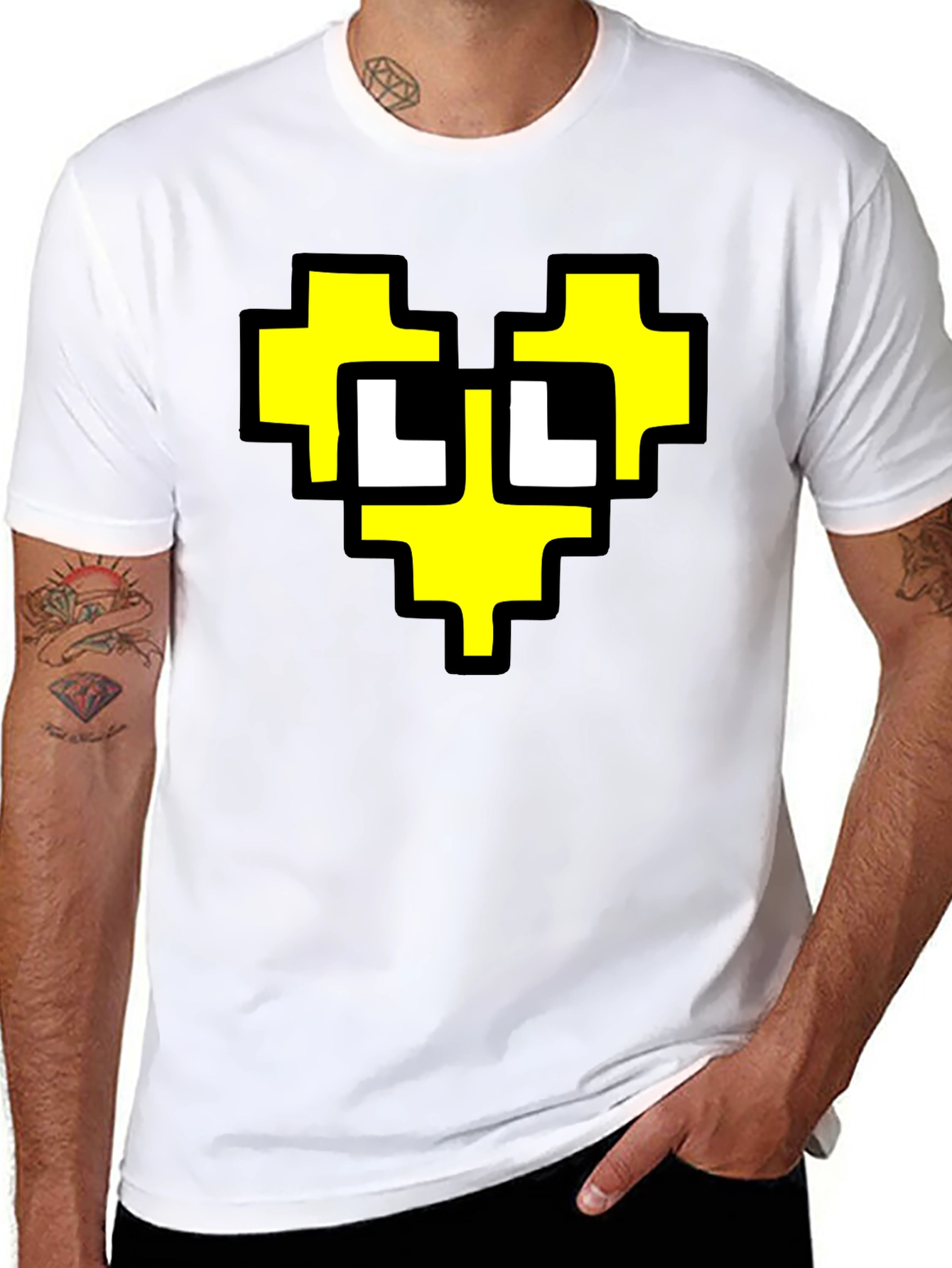 Pixel Heart Graphic Black T-Shirt