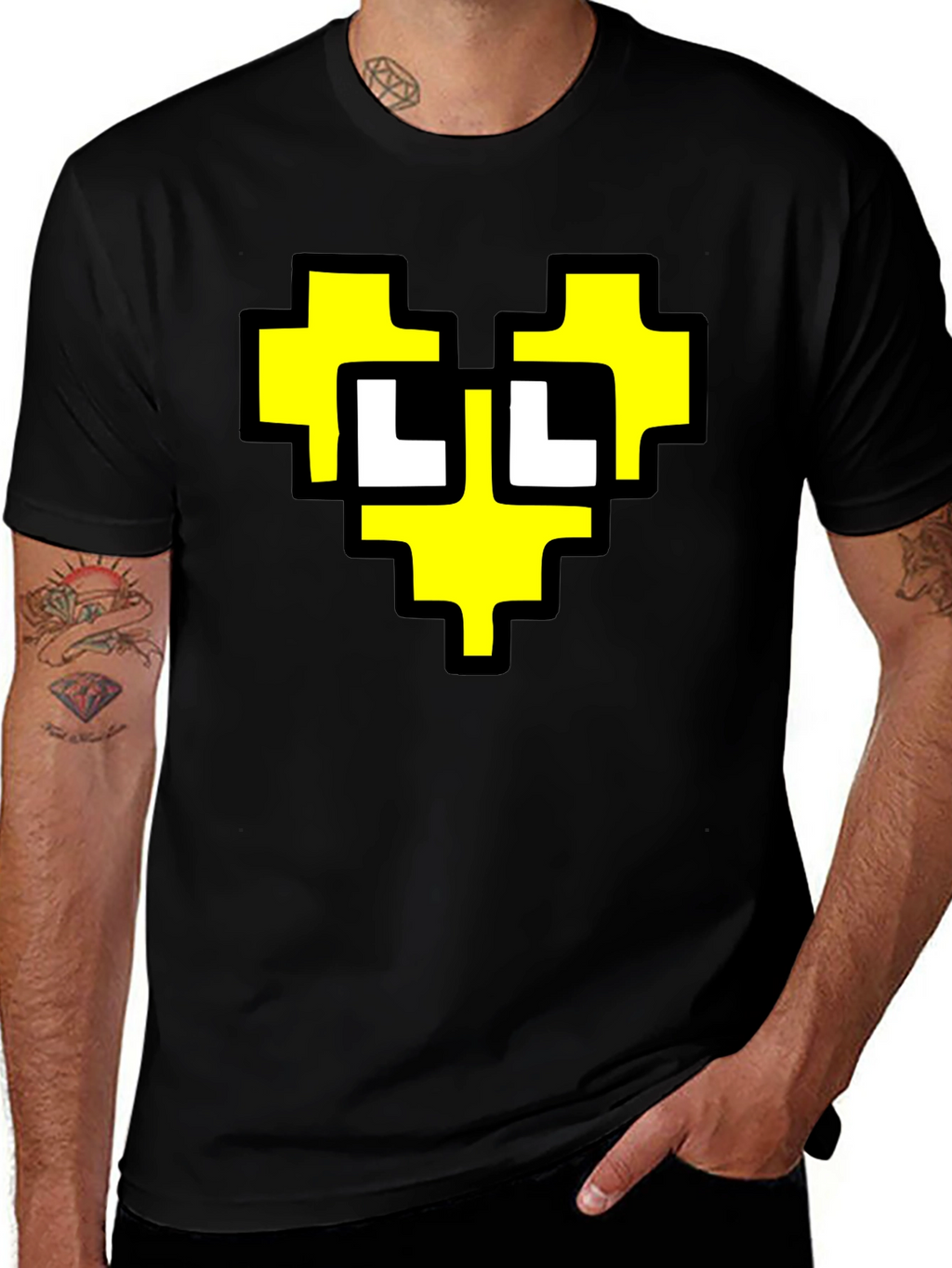 Pixel Heart Graphic Black T-Shirt