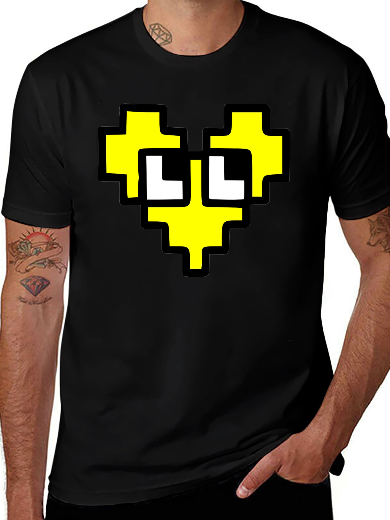 Pixel Heart Graphic Black T-Shirt