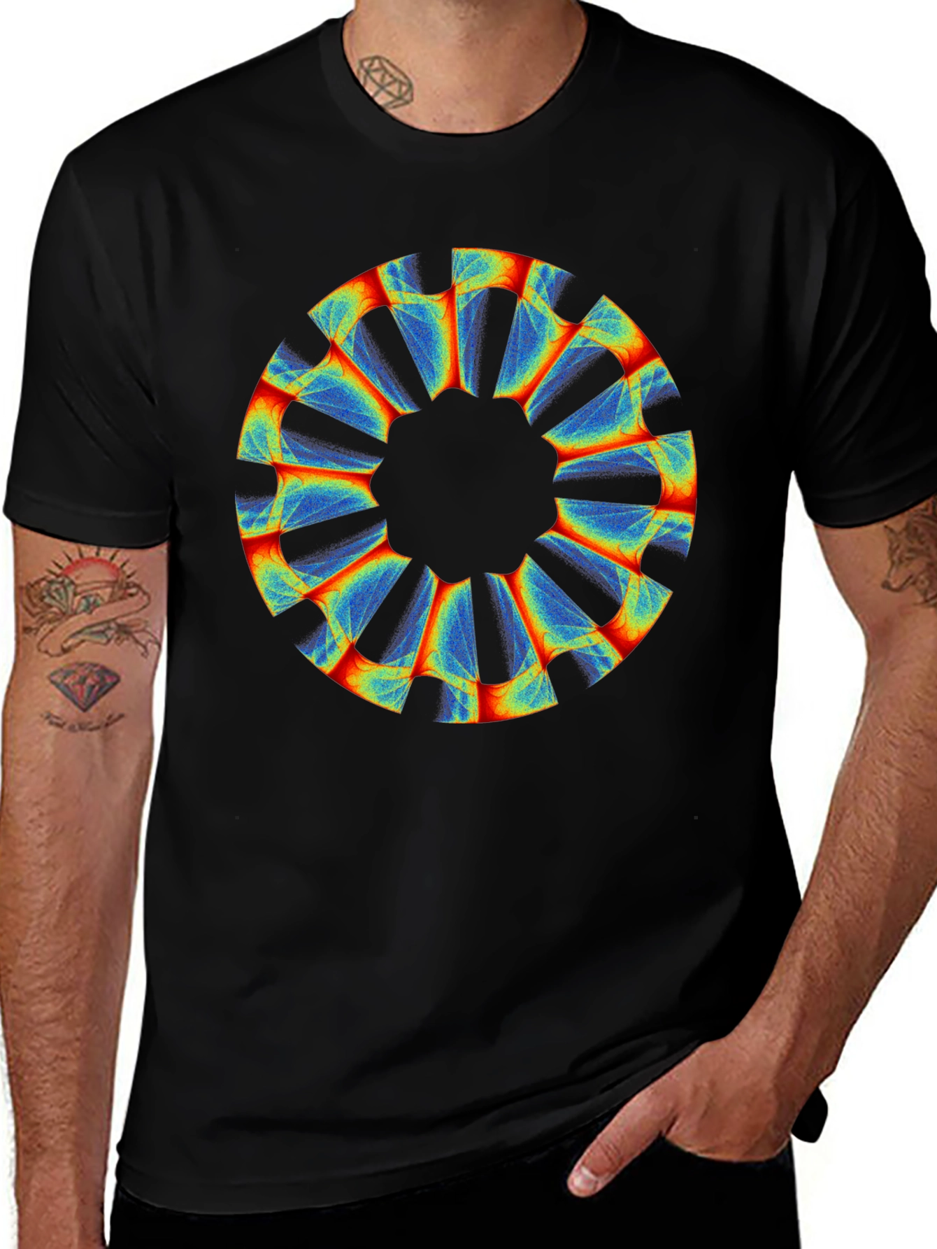 Abstract Circular Graphic Black Tee